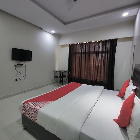 Hotel Kailash Mansarovar And Banquet Hall Bareilly Exteriér fotografie