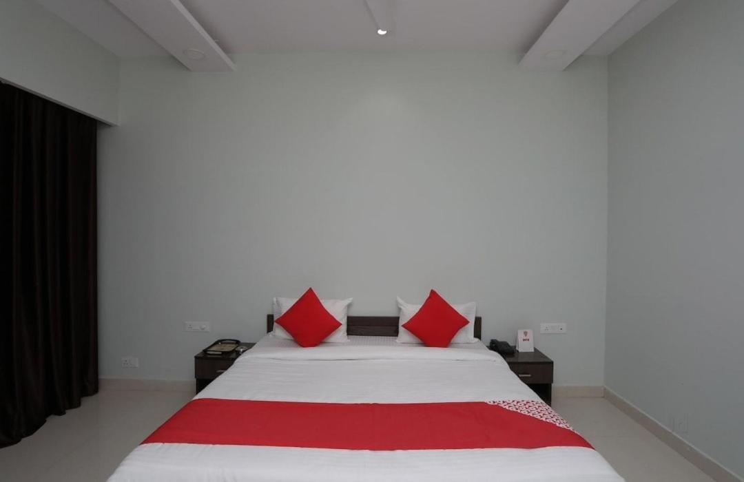 Hotel Kailash Mansarovar And Banquet Hall Bareilly Exteriér fotografie