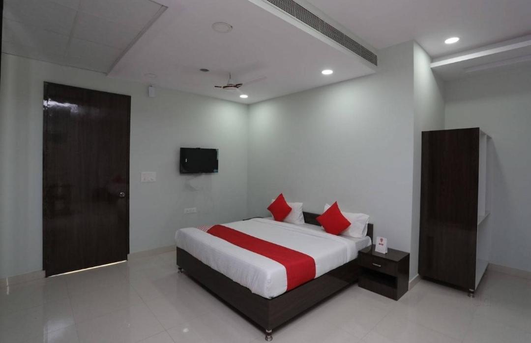 Hotel Kailash Mansarovar And Banquet Hall Bareilly Exteriér fotografie